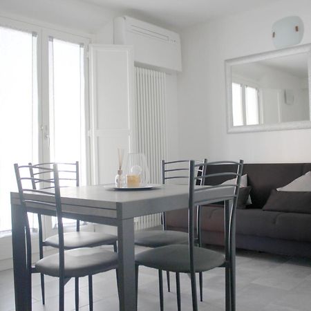 דירות בולוניה Sky Loft Airport - Modern Apt 1St Floor מראה חיצוני תמונה