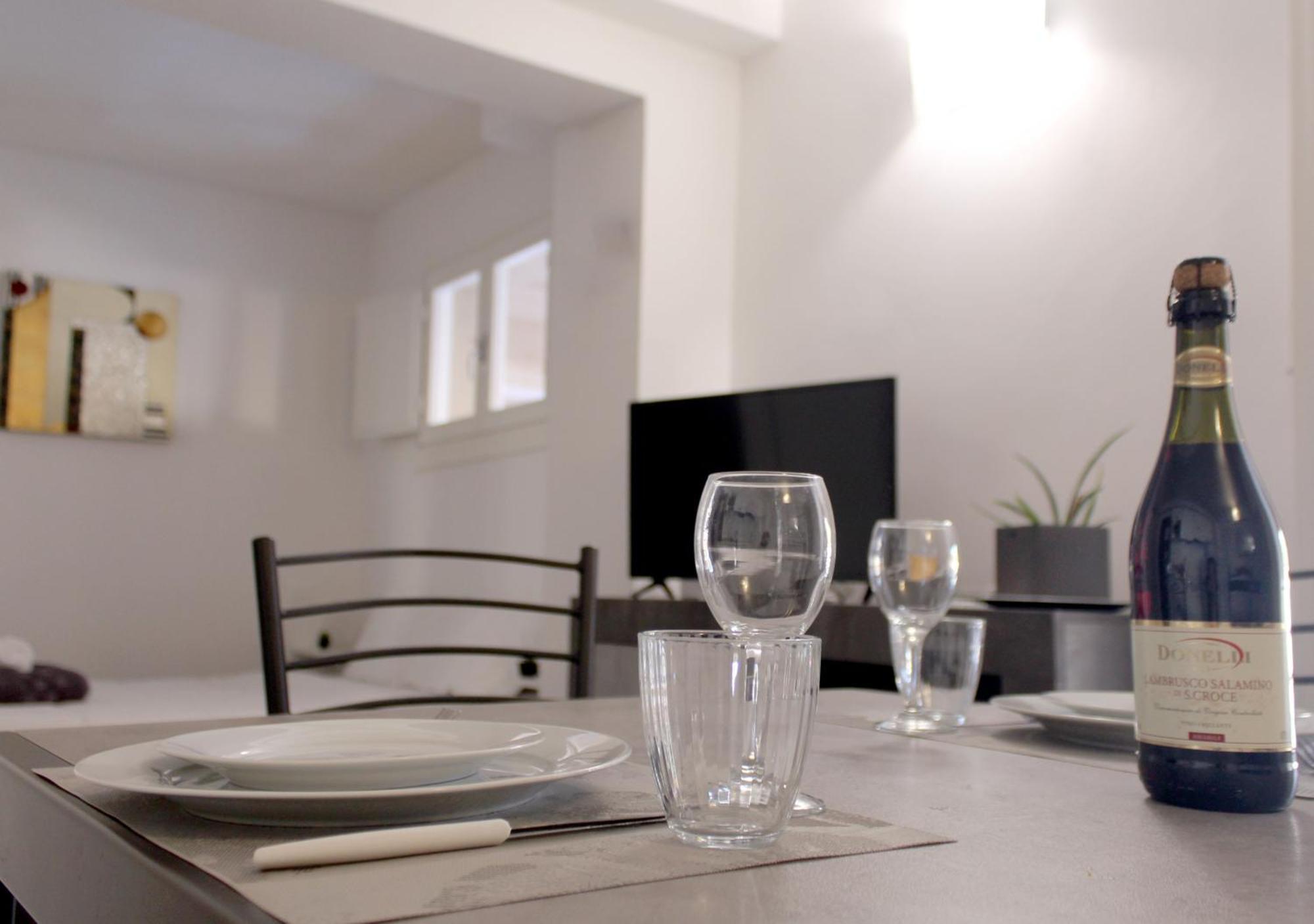 דירות בולוניה Sky Loft Airport - Modern Apt 1St Floor מראה חיצוני תמונה